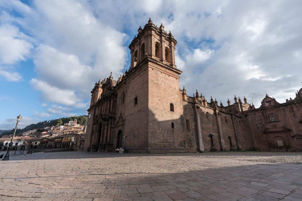 Kirche in Cusco|Basilika Arequipa vor Sonnenaufgang
